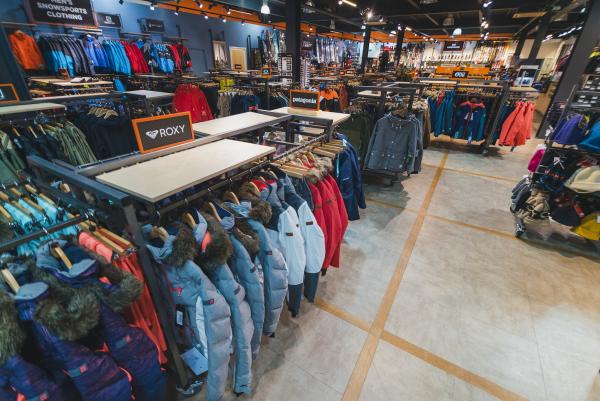 Ski sale apparel outlet